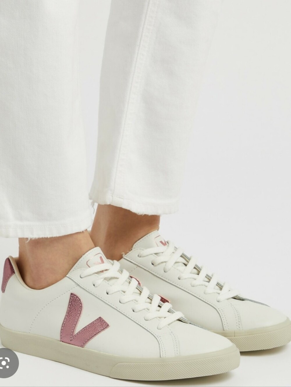 Veja Women's White Leather Sneakers with Pink Metallic V Logo Size: 5